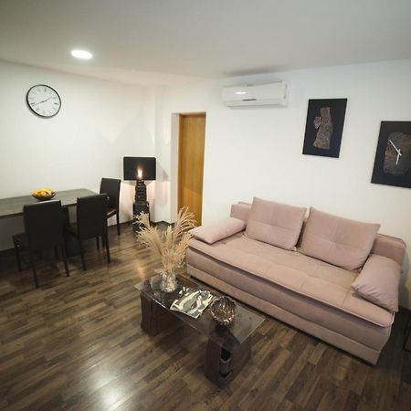 Apartments Dijana Загреб Екстер'єр фото